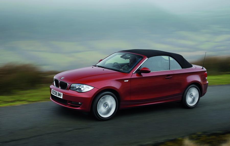  BMW 1-Series Convertible 2008 года  (фото 36 из 52)